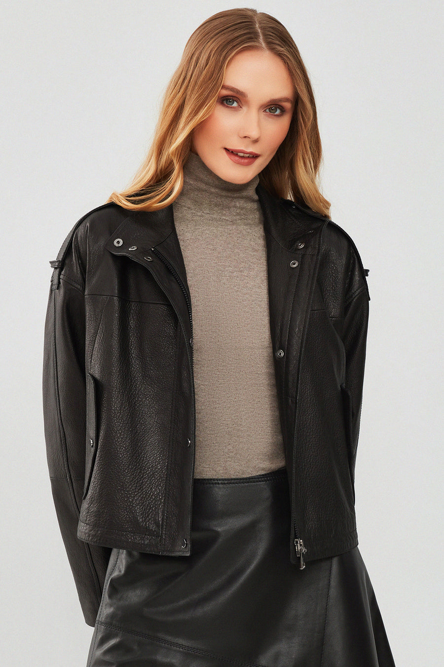 Cassy Women's Black Oversize Leather Jacket 23WGD51279M | Derimod