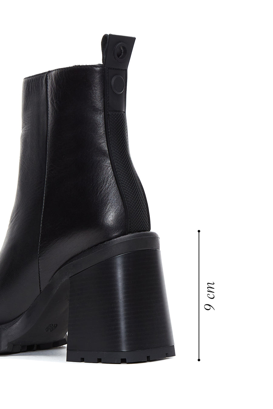 Women's Black Leather Heeled Zipper Boots 22WFD136618 | Derimod