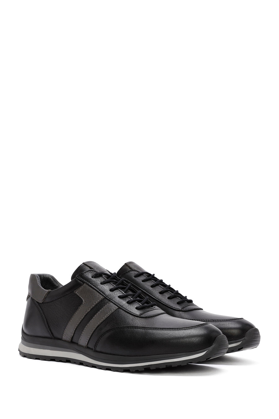 Men's Black Lace-up Leather Sneaker