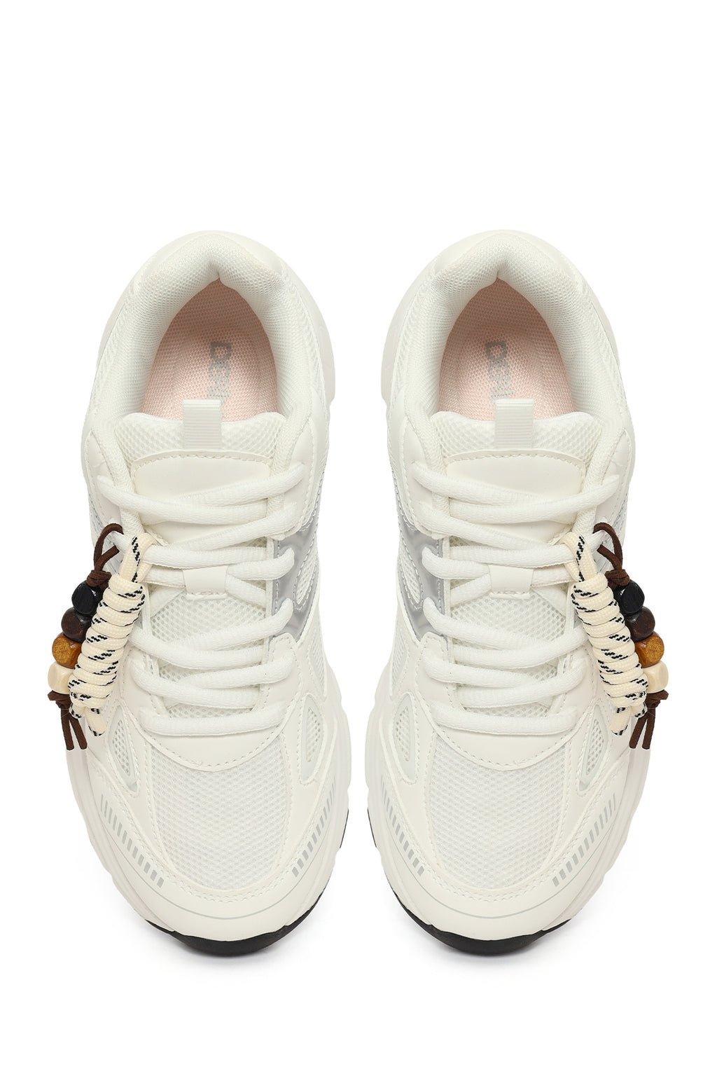 Kadın Beyaz Bağcıklı Kalın Tabanlı Charmlı Sneaker