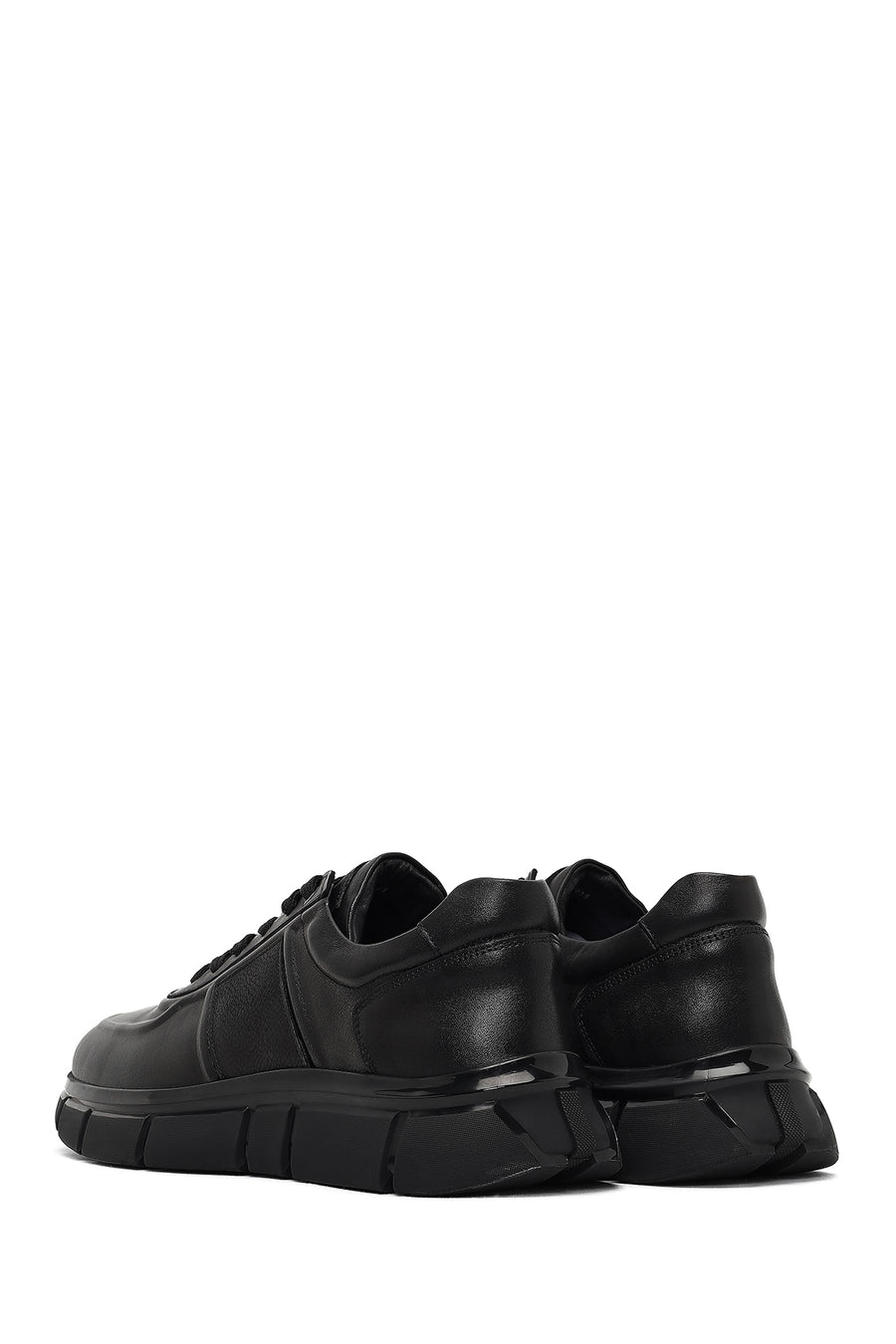 Men's Black Lace-Up Thick-Soled Leather Sneaker