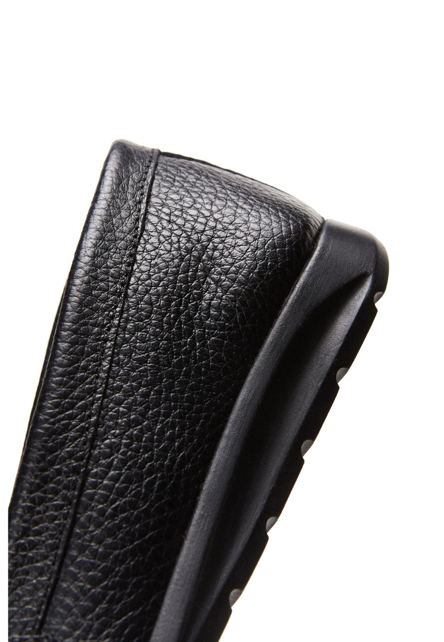 Women's Black Leather Comfort Loafer
