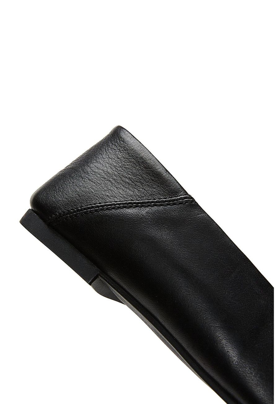 Women's Black Leather Masculine Loafer