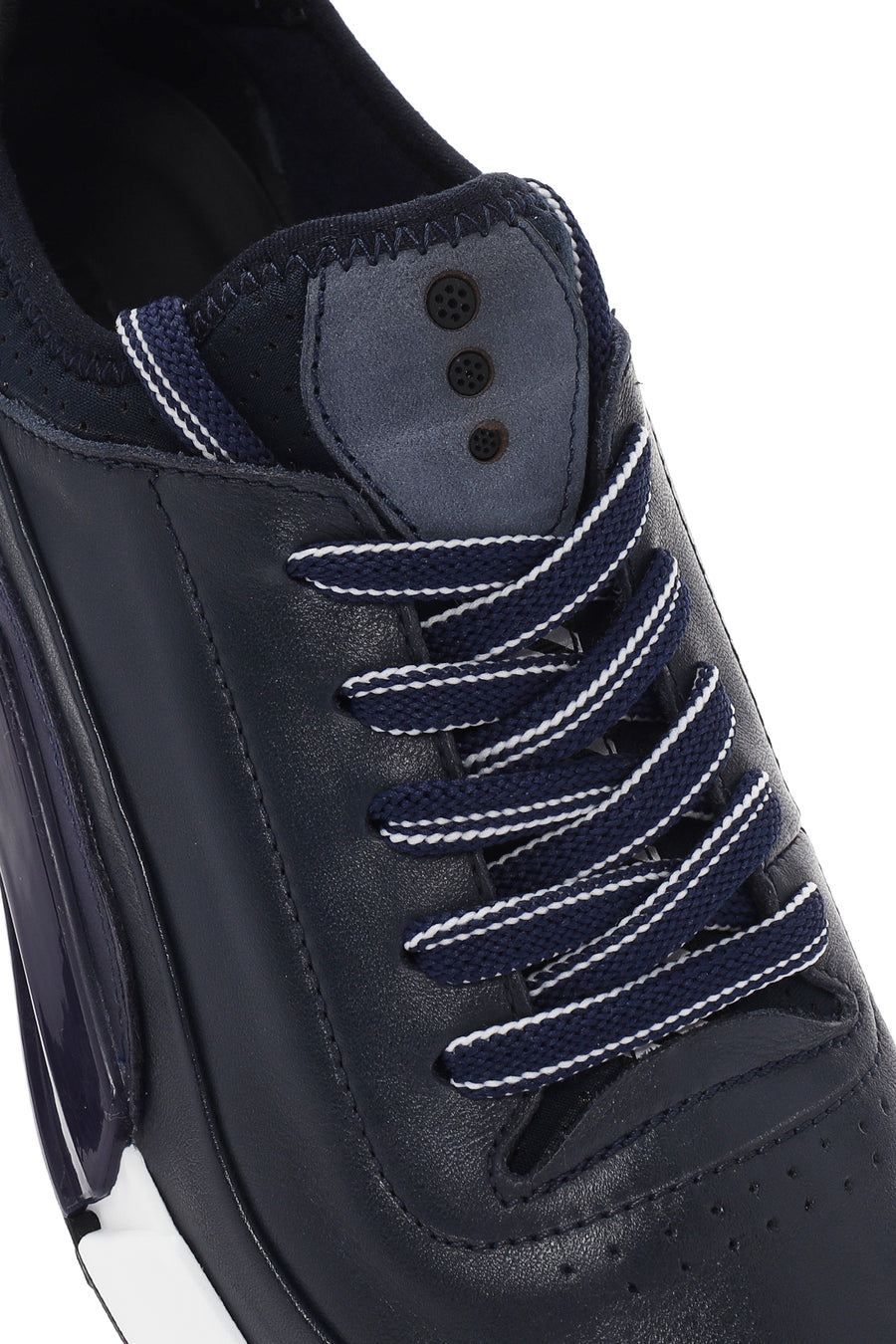 Erkek Lacivert Bağcıklı Kalın Tabanlı Deri Sneaker