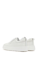 Erkek Beyaz Bağcıklı Kalın Tabanlı Deri Sneaker | Derimod