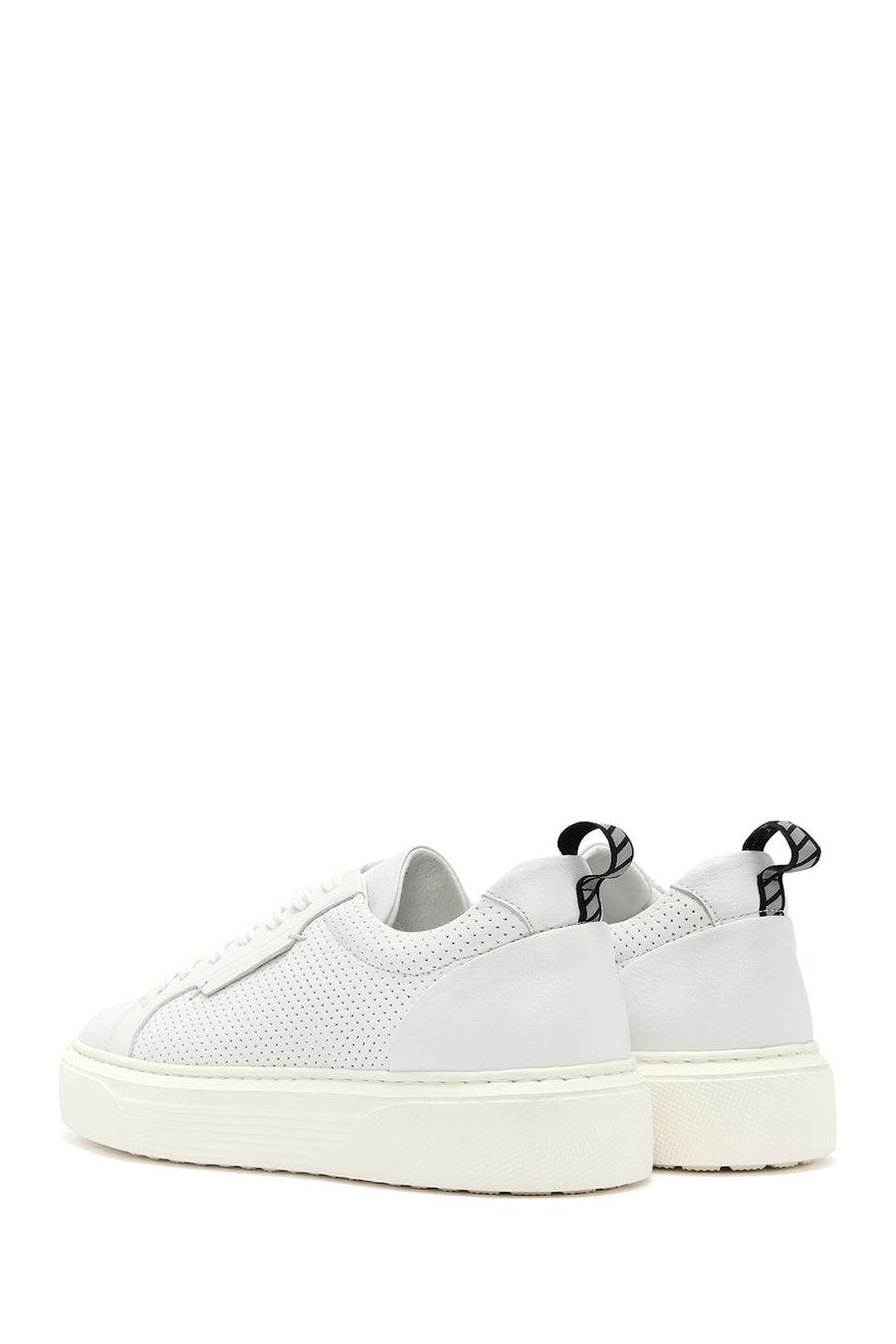 Men's White Lace-up Leather Sneaker