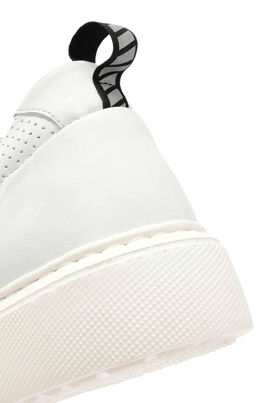 Men's White Lace-up Leather Sneaker