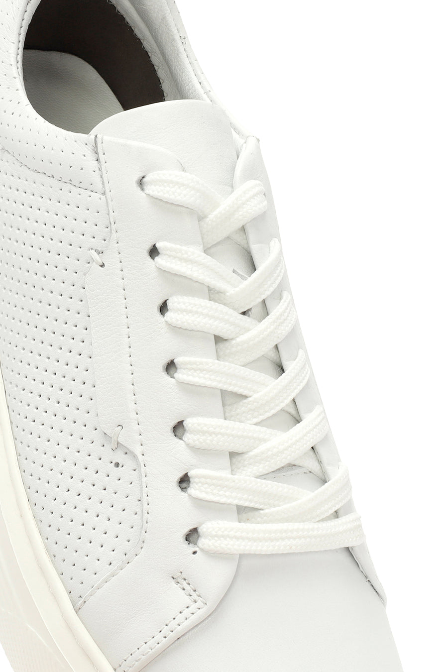 Men's White Lace-up Leather Sneaker