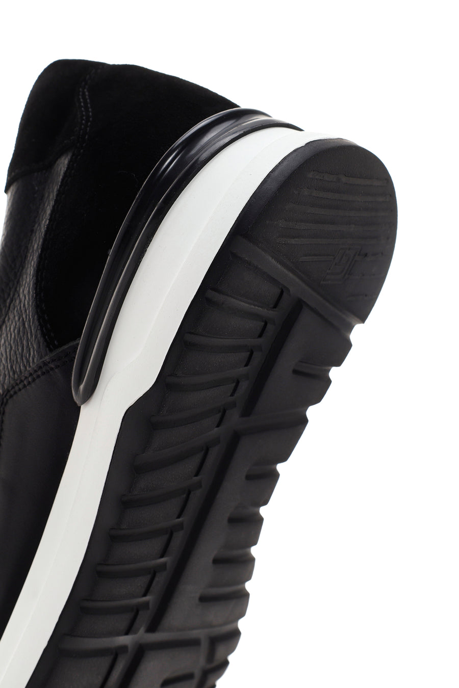 Men's Black Lace-Up Leather Casual Sneaker