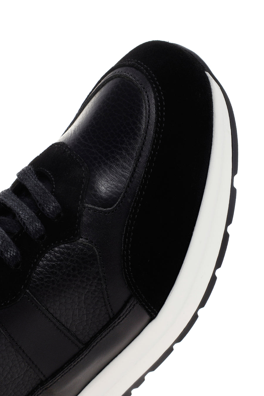 Men's Black Lace-Up Leather Casual Sneaker