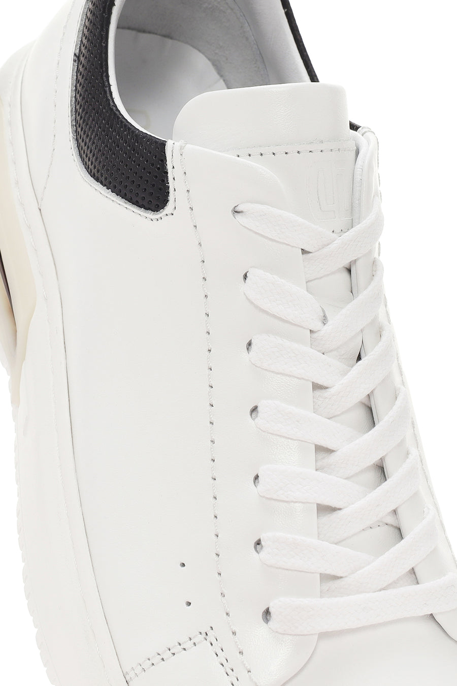 Erkek Beyaz Kalın Tabanlı Bağcıklı Deri Sneaker