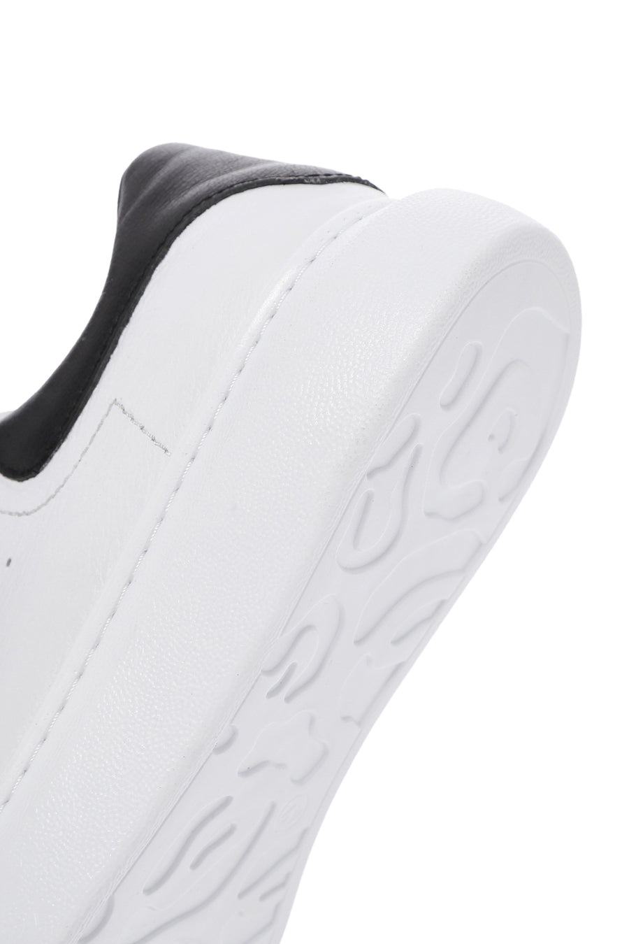 Erkek Beyaz Bağcıklı Kalın Tabanlı Deri Sneaker