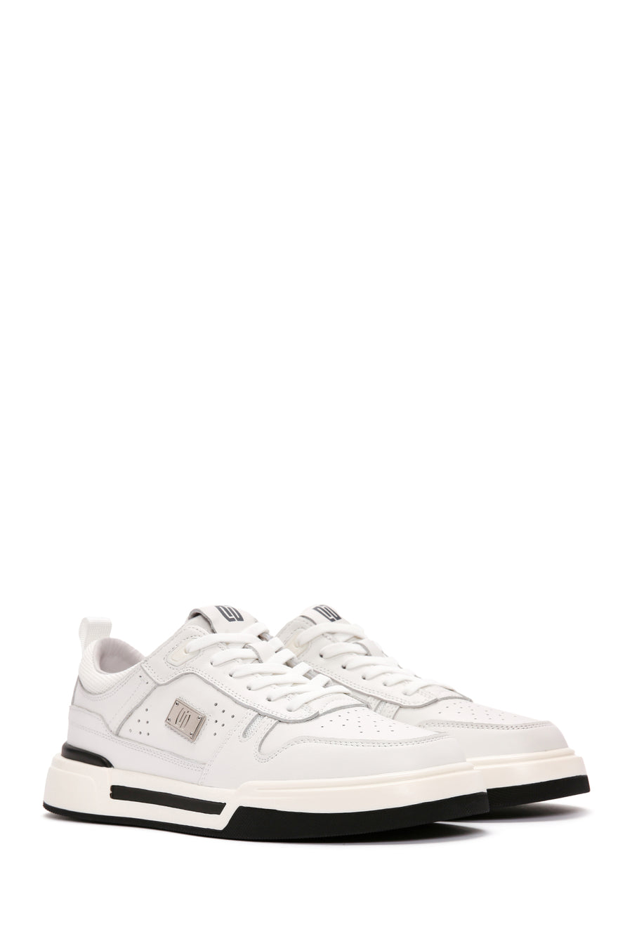 Erkek Beyaz Bağcıklı Kalın Tabanlı Deri Sneaker