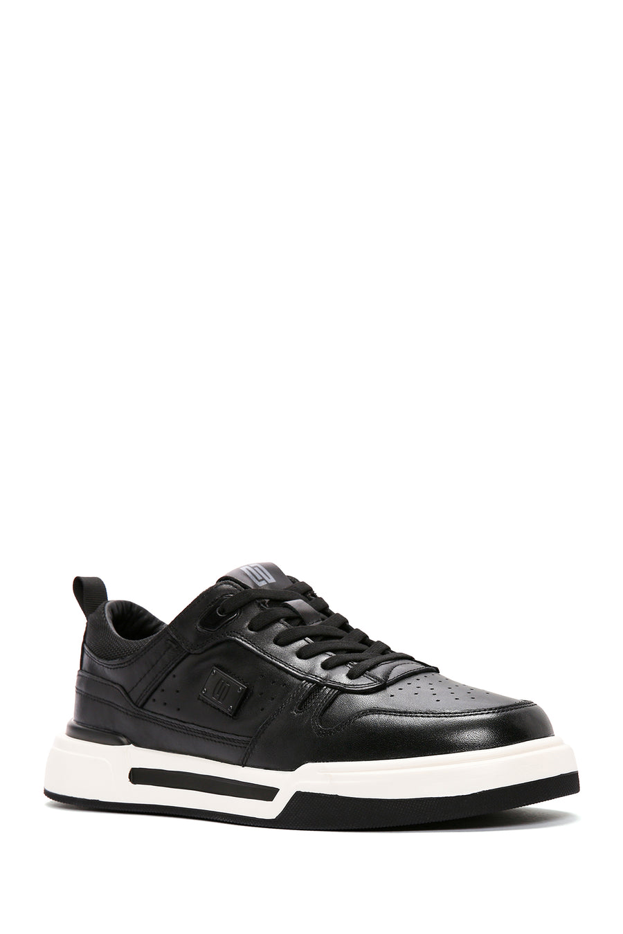 Erkek Siyah Bağcıklı Kalın Tabanlı Deri Sneaker