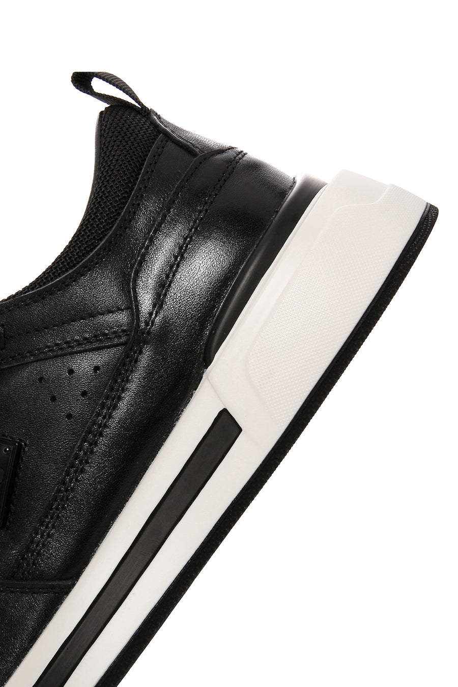 Erkek Siyah Bağcıklı Kalın Tabanlı Deri Sneaker