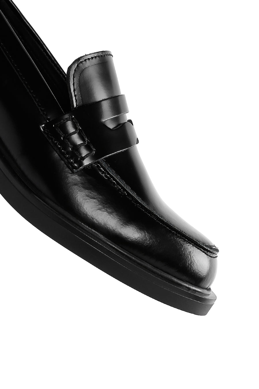 Women's Black Leather Classic Loafer