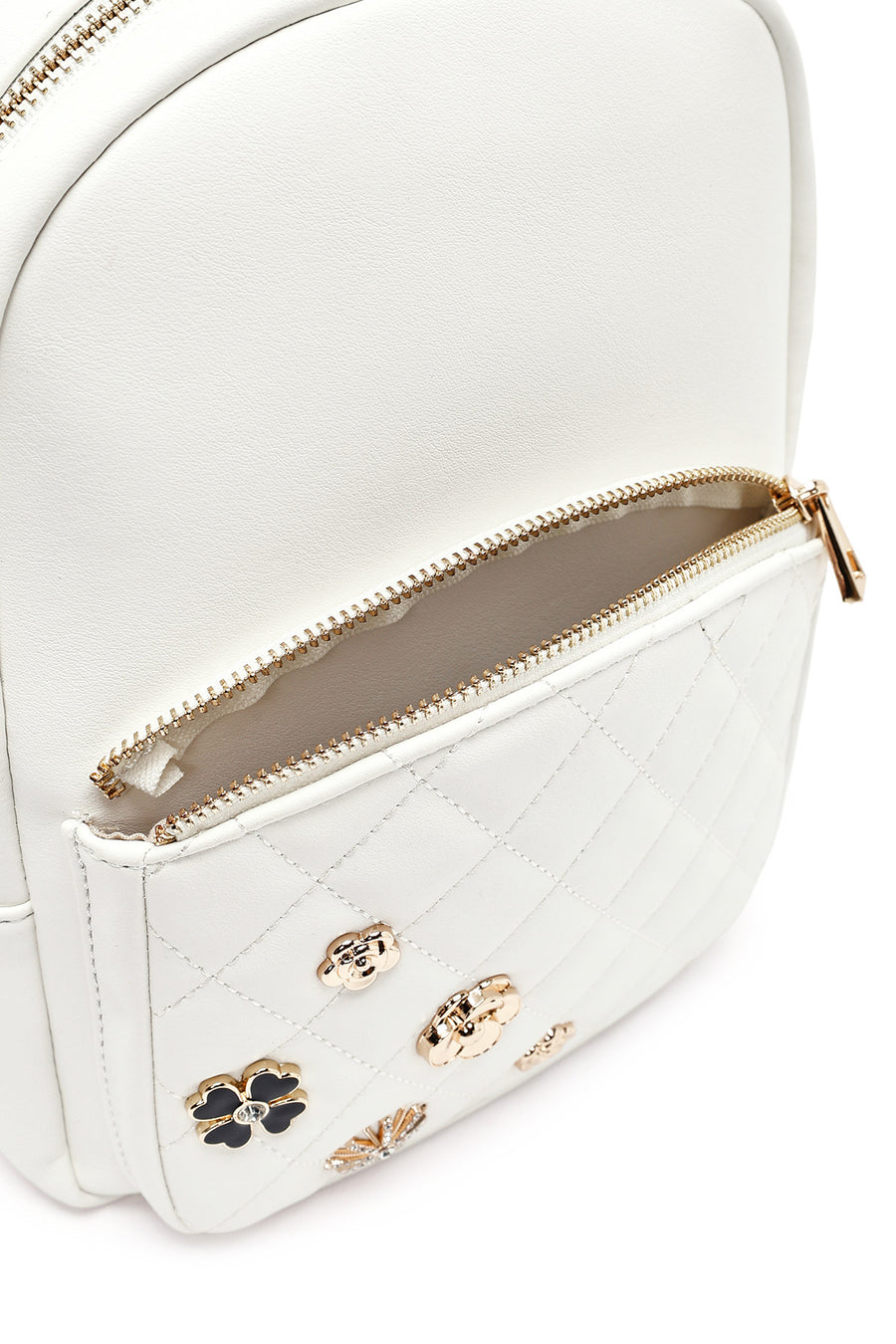 Woman Quilted Backpack with White Accessories