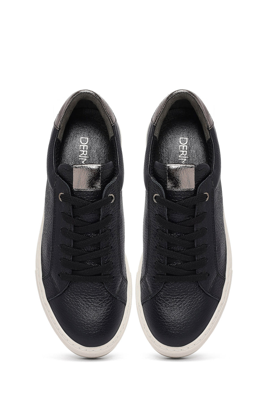 Kadın Siyah Bağcıklı Kalın Tabanlı Deri Sneaker