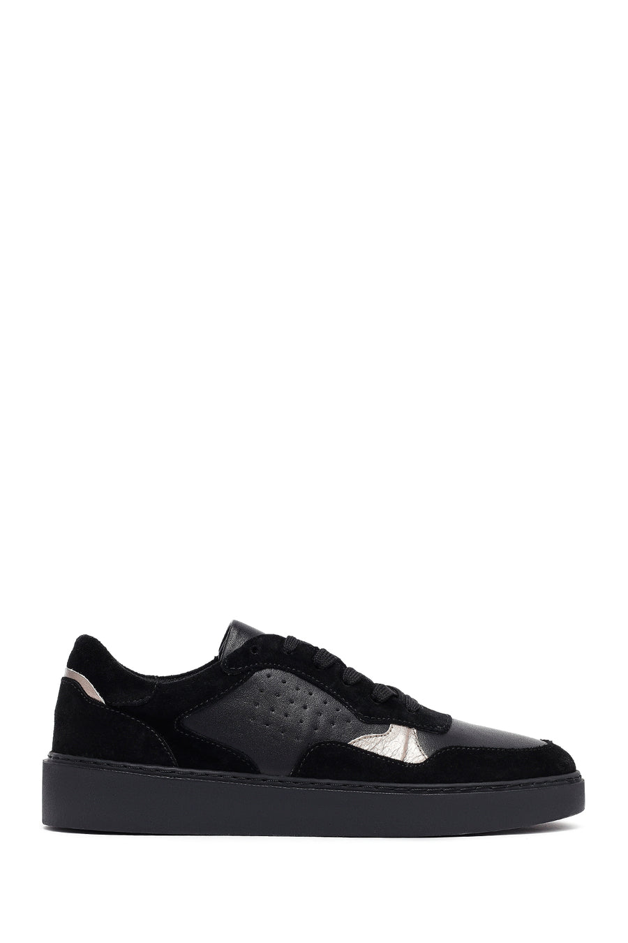 Woman Black Laced Leather Sneakers 25AFD420214 | Derimod