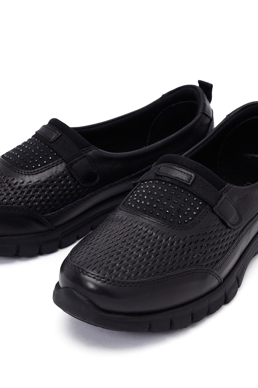Woman Black Stone Detail Leather Comfort Shoes