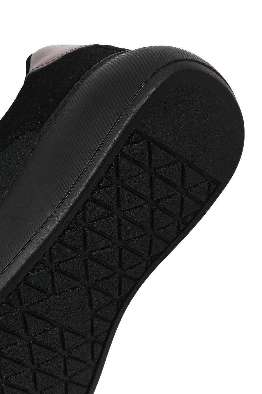 Women's Black Lace-Up Thick-Soled Sneaker