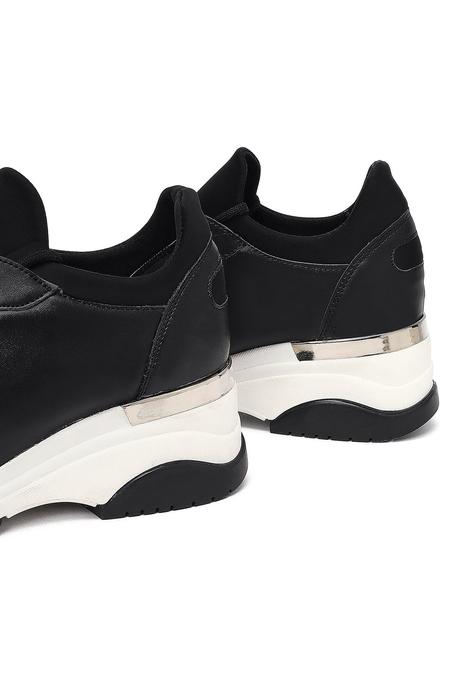 Woman Black Lace-Up Wedge-Heeled Sneakers