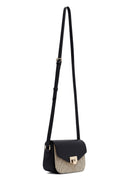 Woman Black Long Strap Crossbody Bag | Derimod