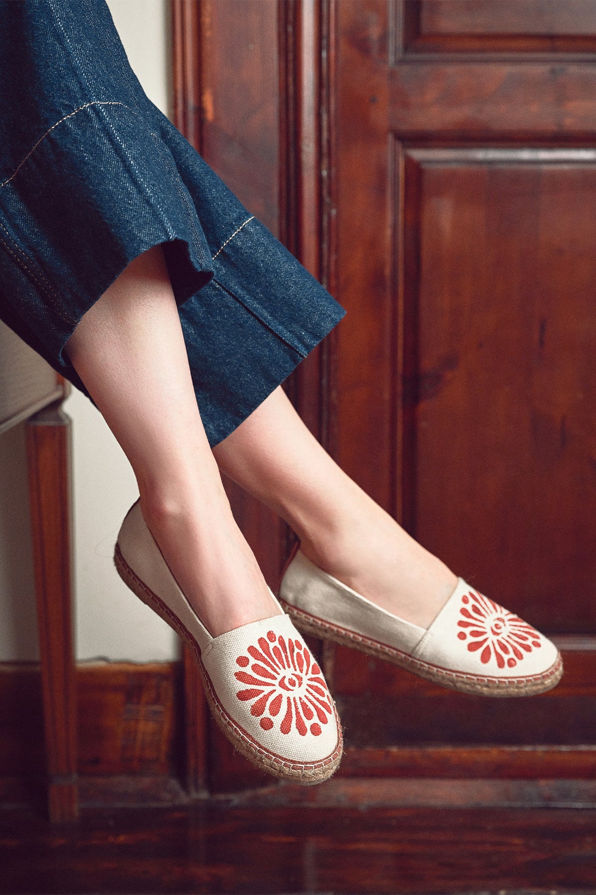 Complete the Look by Purchasing Together!