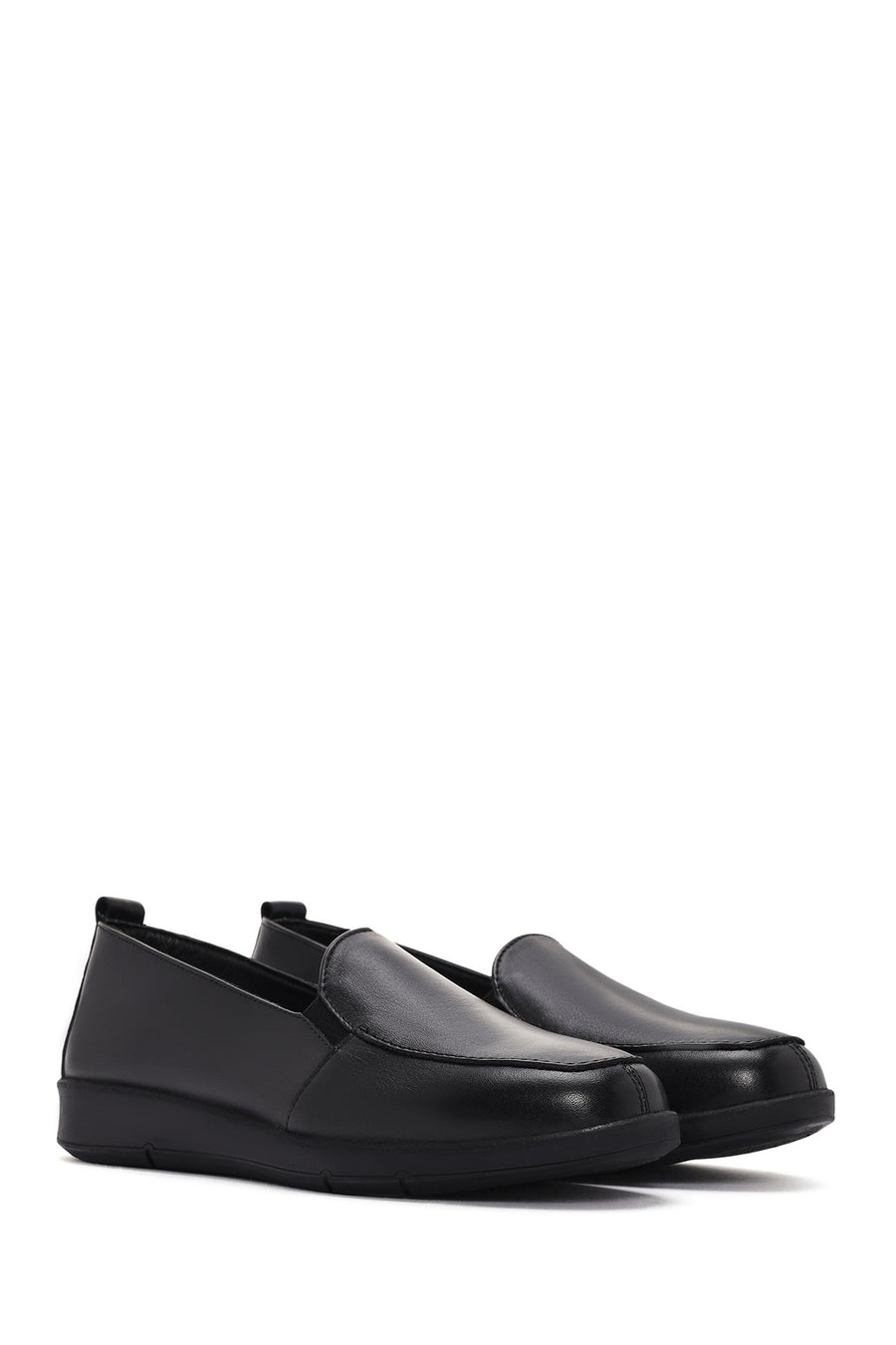 Women's Black Leather Comfort Loafer