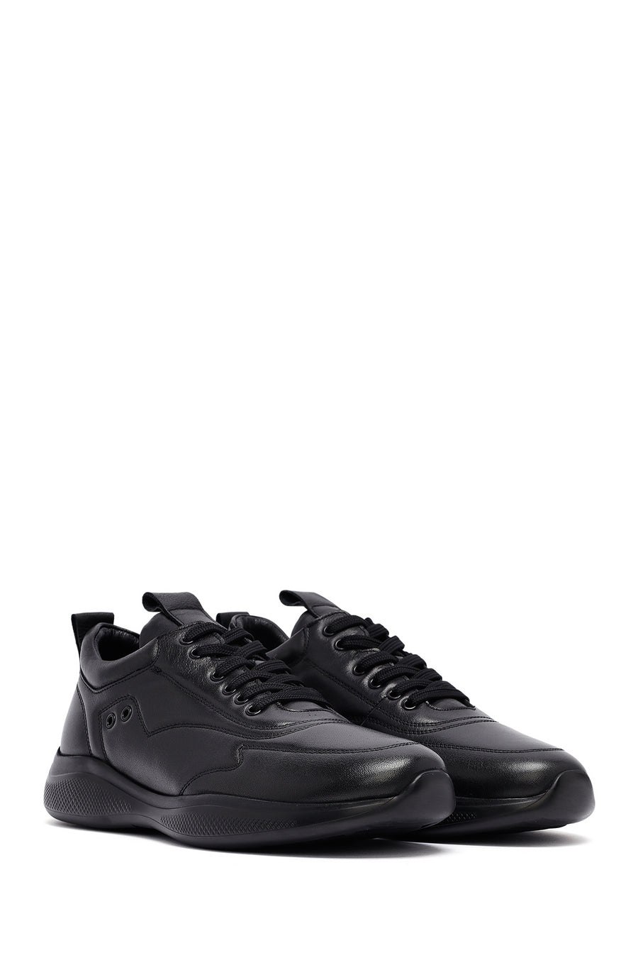 
Men's Black Lace-Up Leather Sneaker
