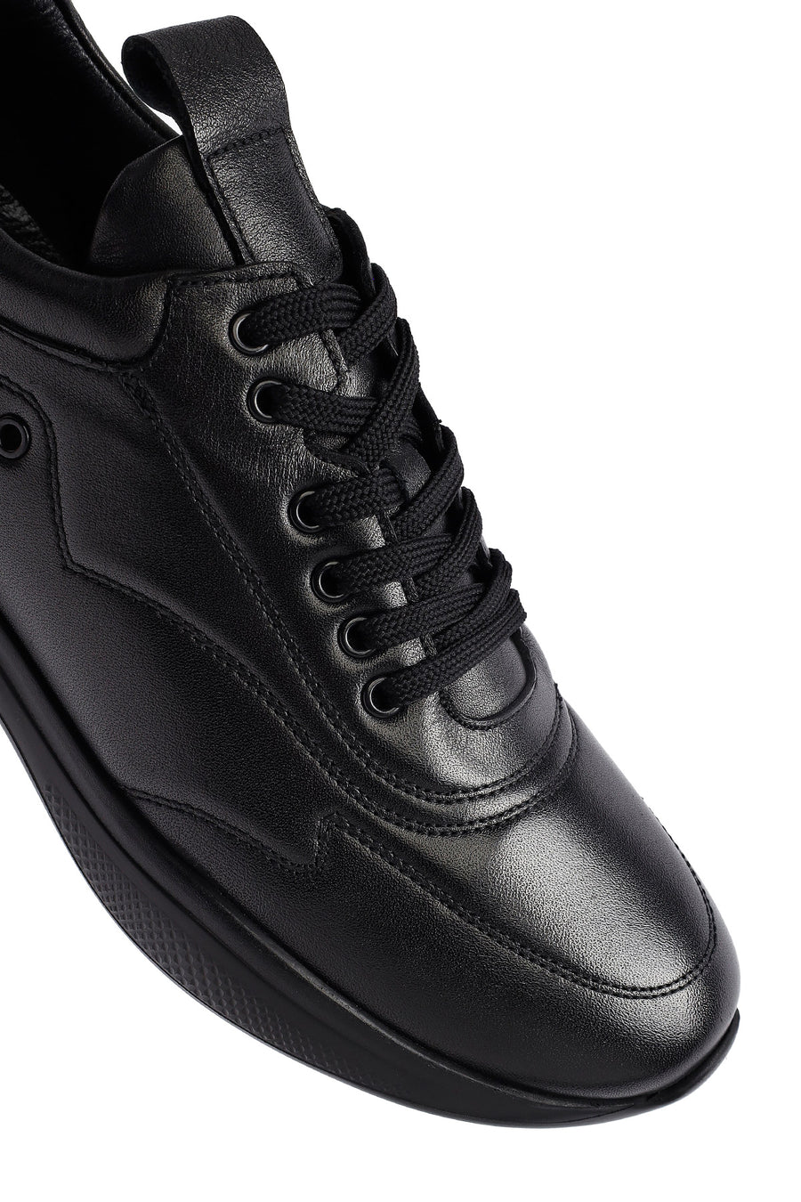 
Men's Black Lace-Up Leather Sneaker
