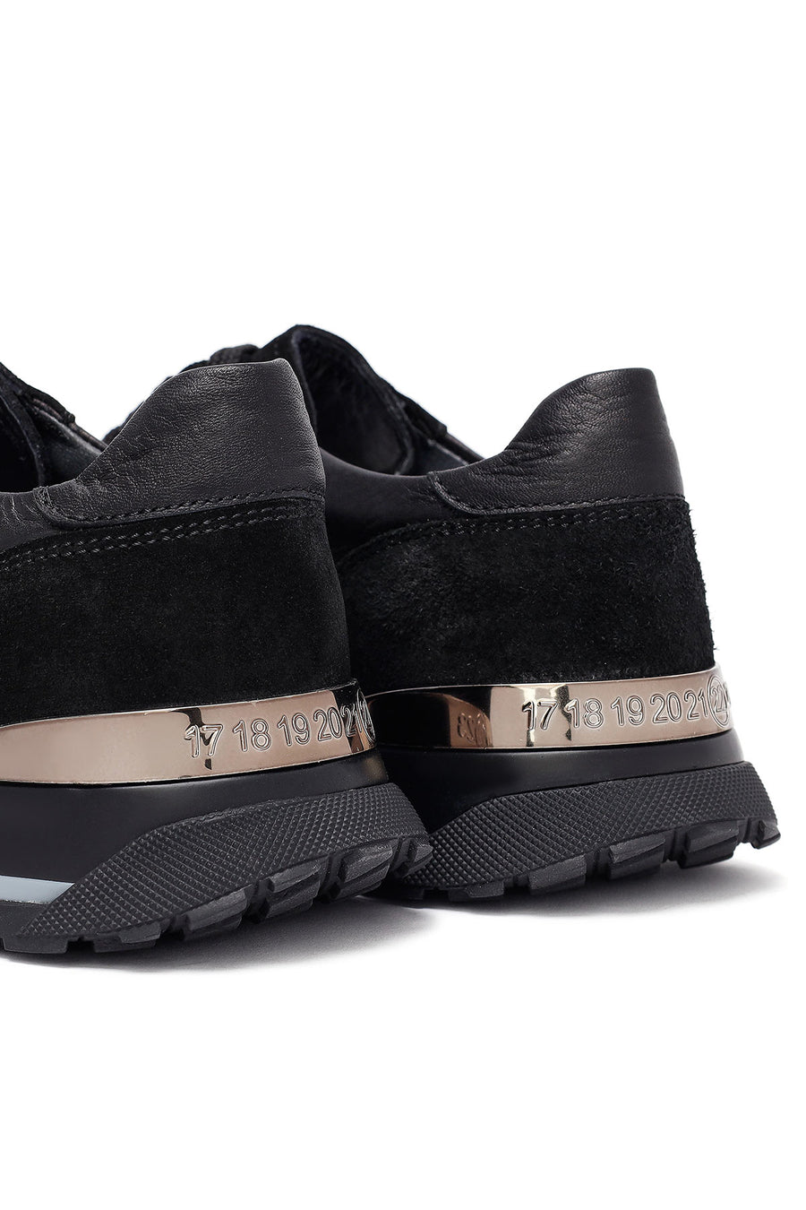 Men's Black Lace Up Leather Sneakers