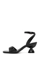 Women's Black Ankle Buckle Thick Heel Sandals | Derimod