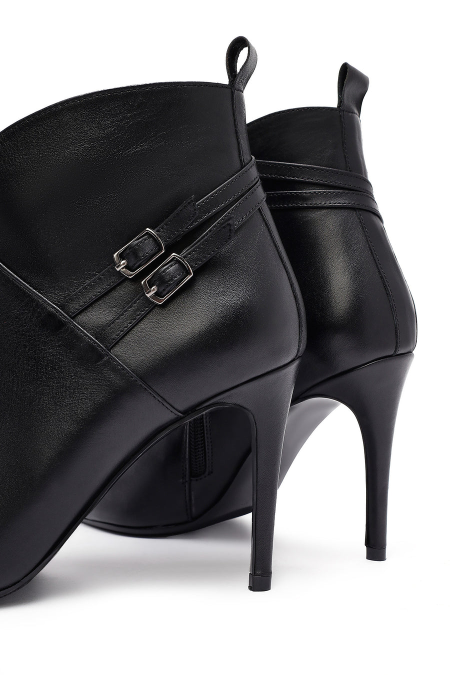 Woman Black Zippered Stiletto Heels Leather Boat
