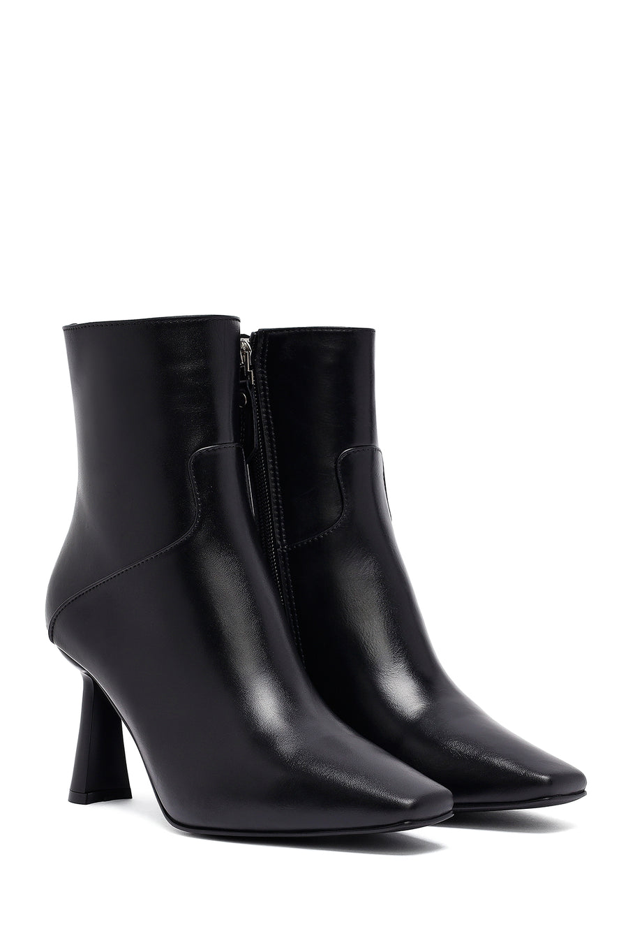 Woman Black Zippered Heels Leather Boat