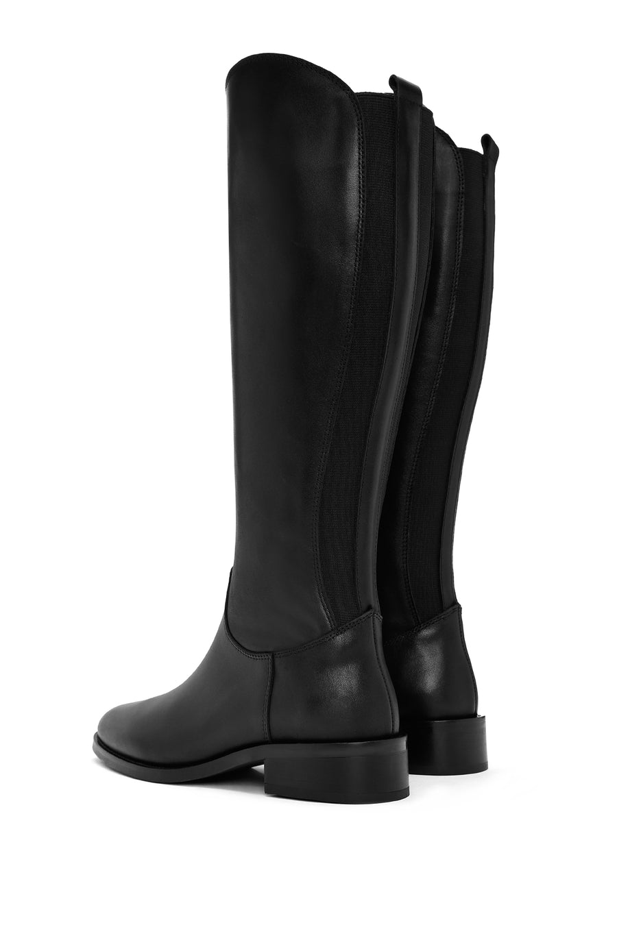 Woman Black Zippered Leather Boot