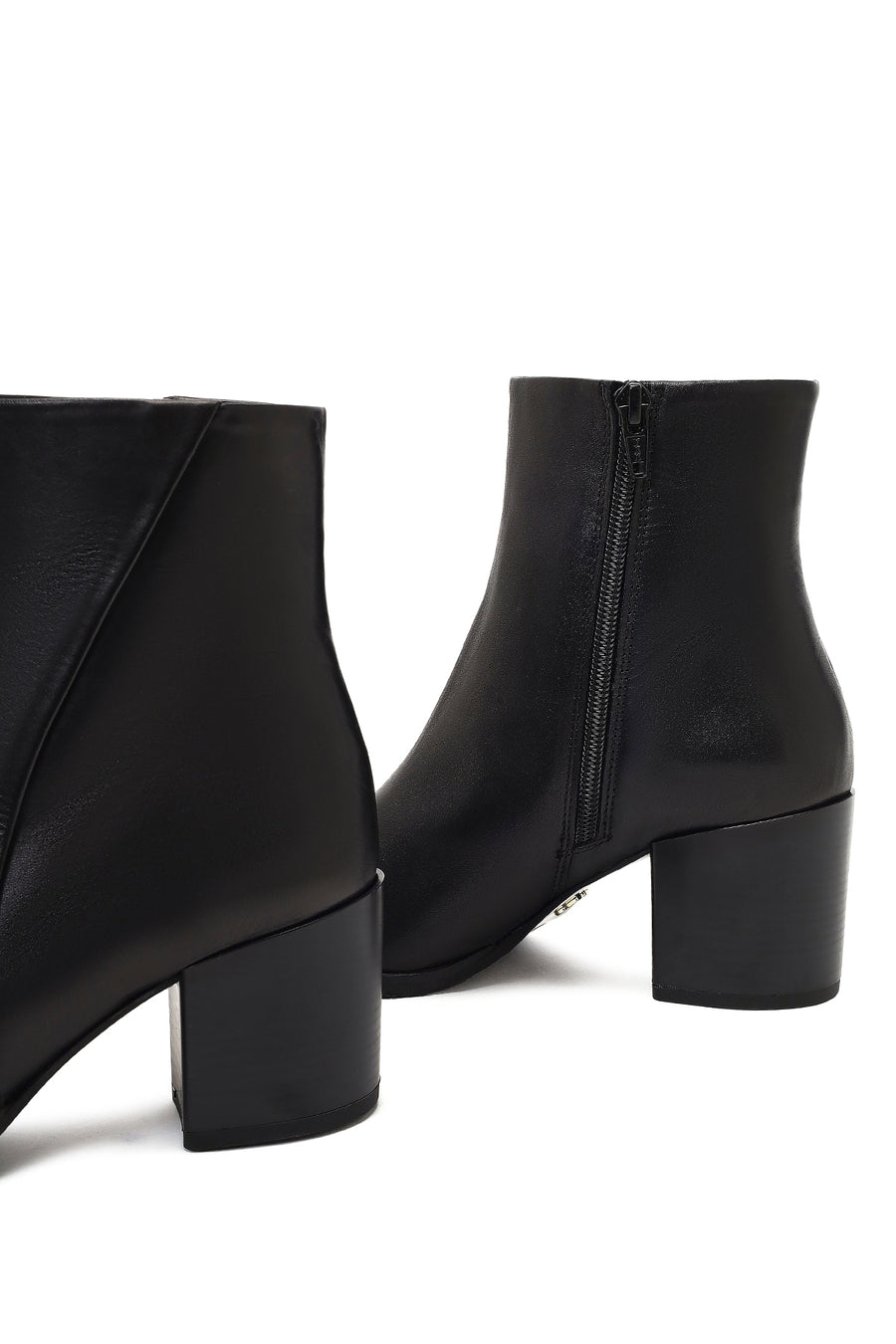 Women's Black Zippered Thick Heeled Leather Boot