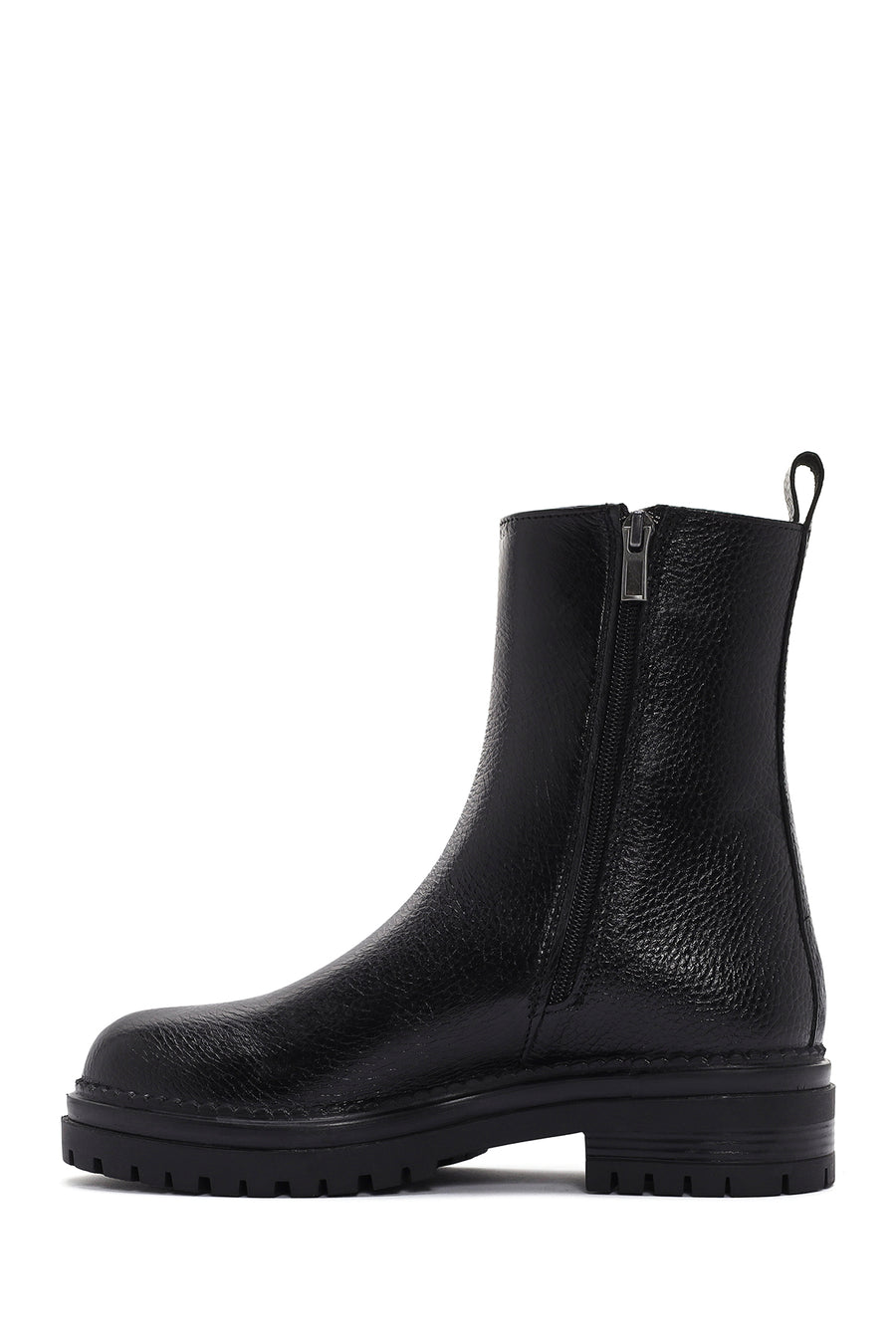 Woman Black Zippered Leather Boat