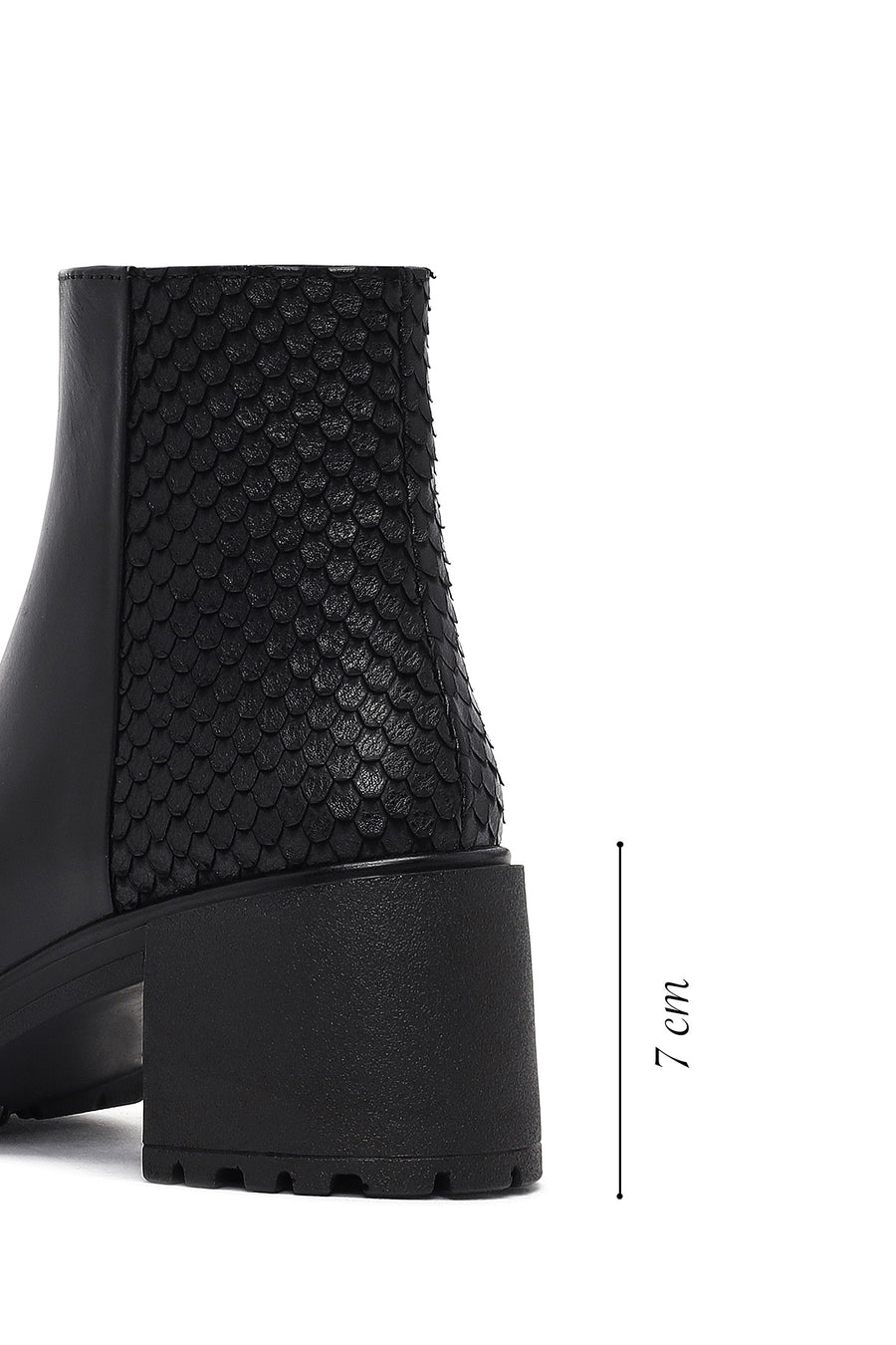 Kadın Siyah Fermuarlı Kalın Topuklu Deri Bot