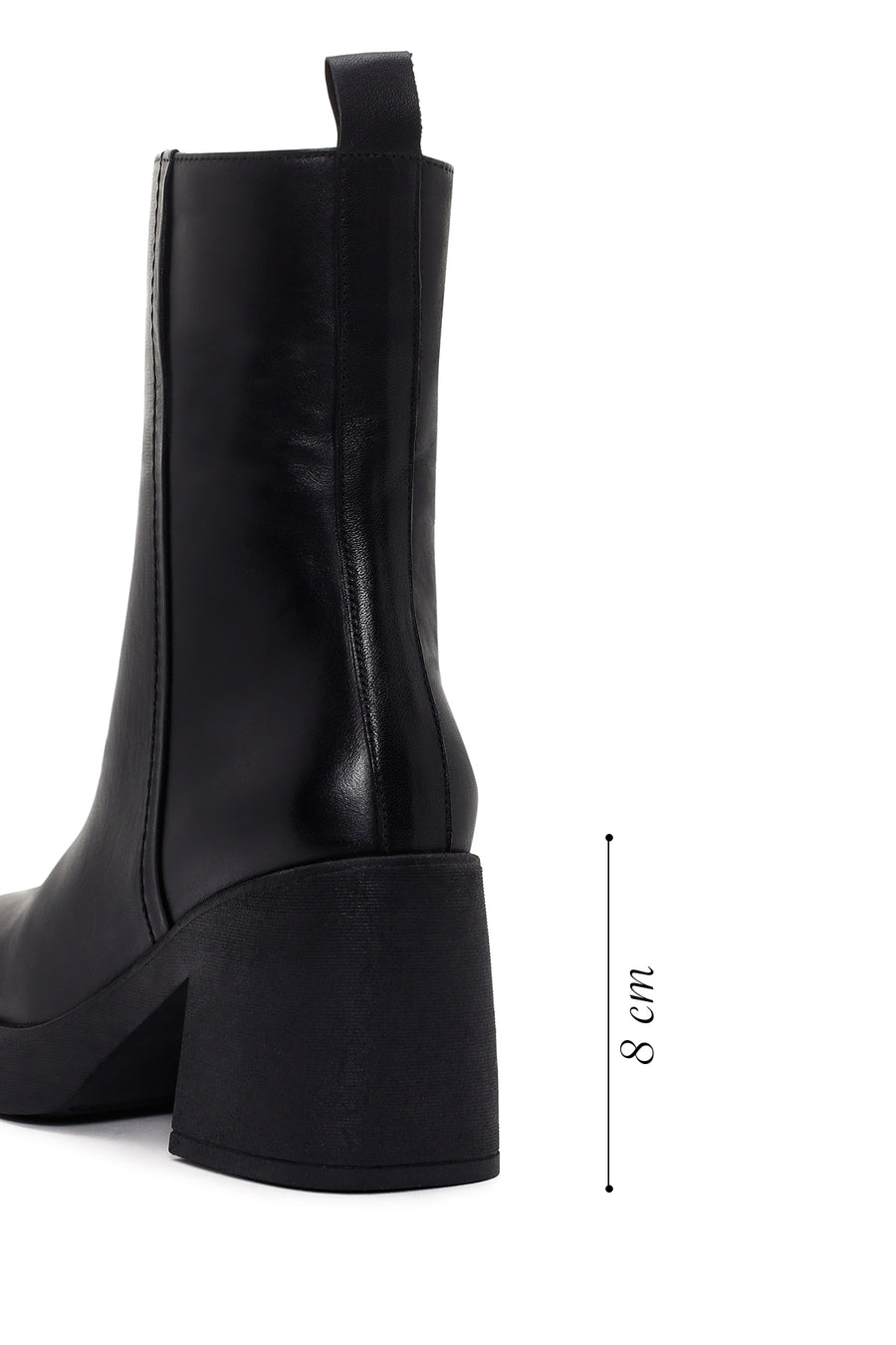 Woman Black Chunky Heel Zippered Leather Boat
