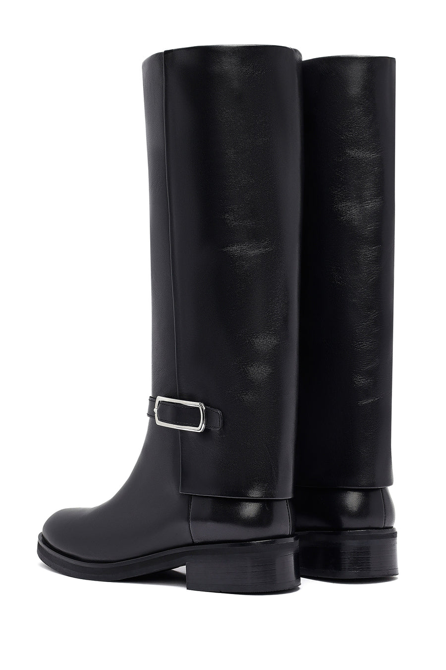 Woman Black Zippered Leather Boot