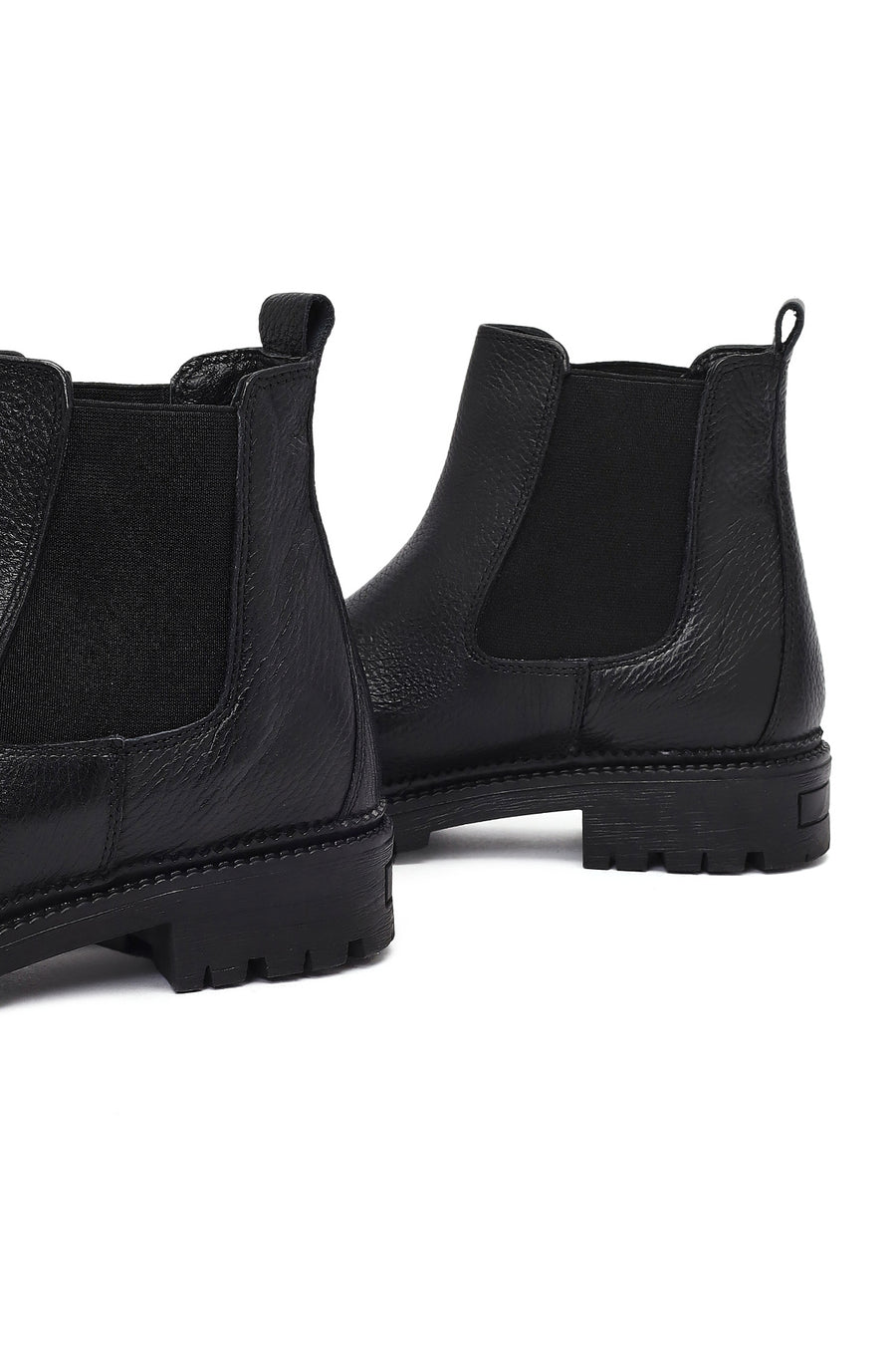 Woman Siyah Leather Chelsea Bot