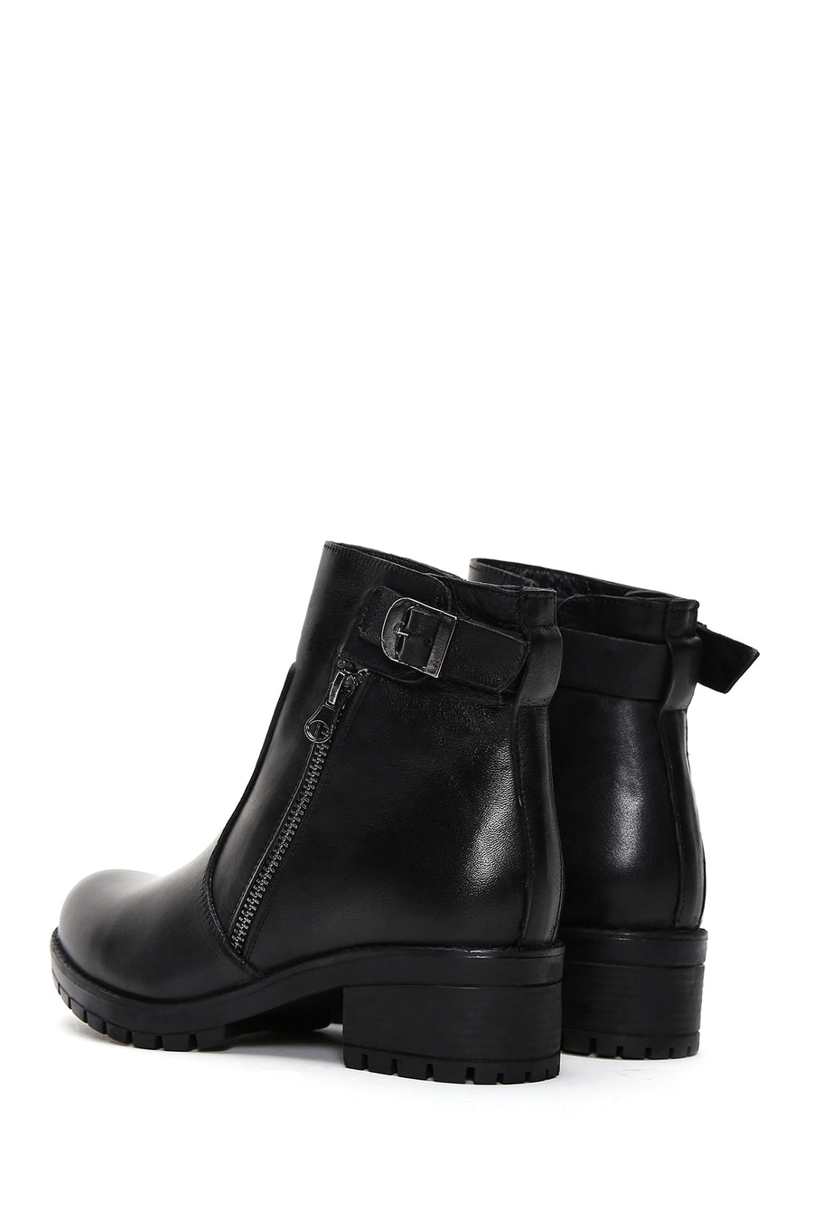 Woman Black Zippered Leather Casual Boots