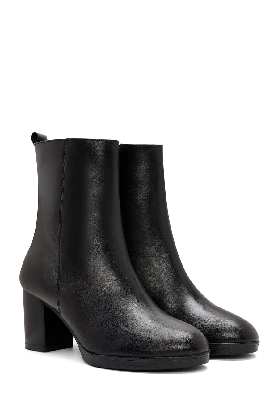 Woman Black Zippered Chunky Heels Leather Boat