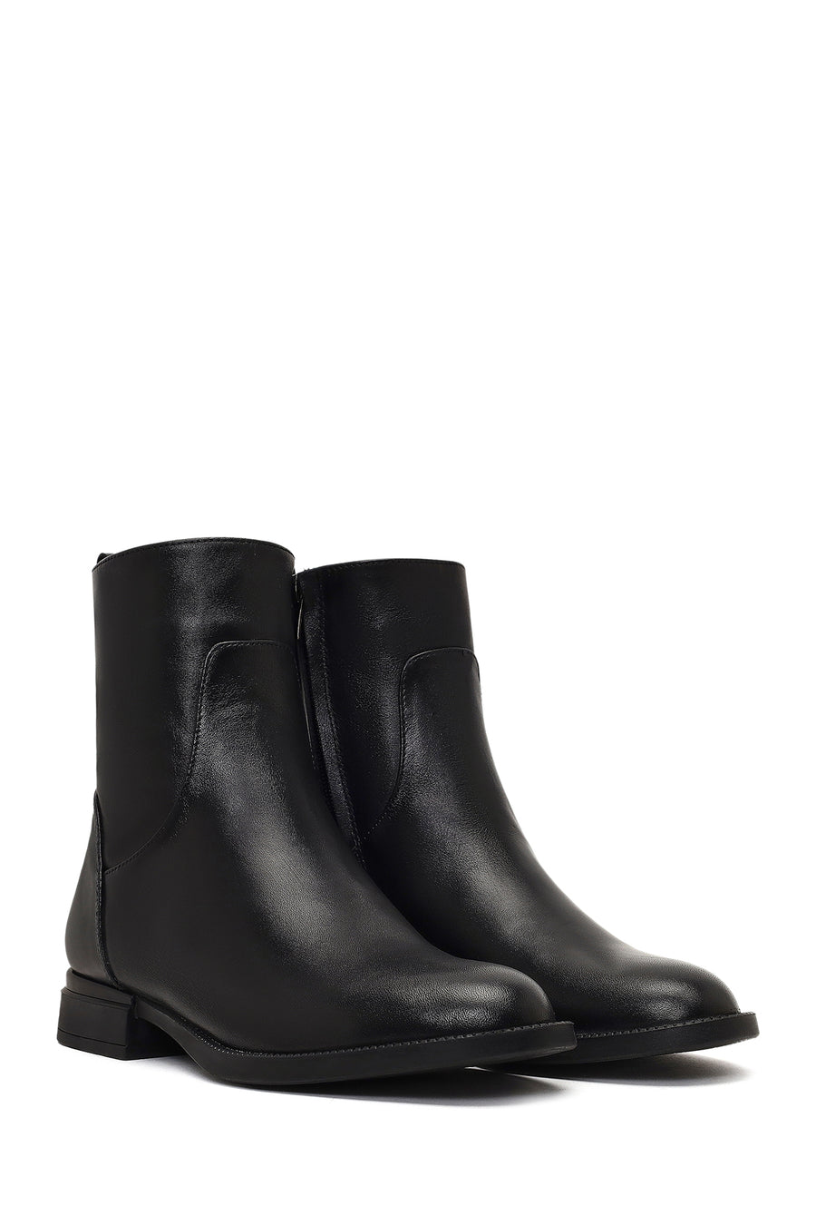 Women's Black Zippered Leather Boots