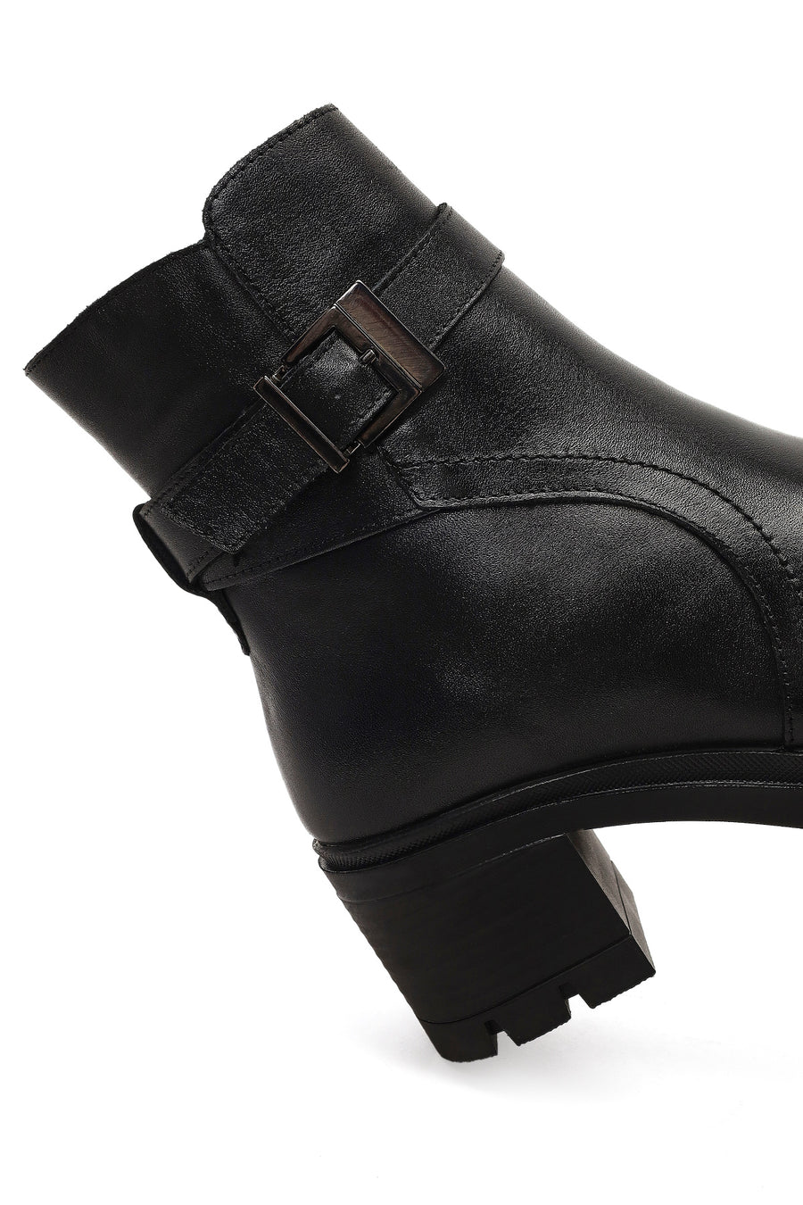 Women's Black Zippered Thick Heeled Leather Boot