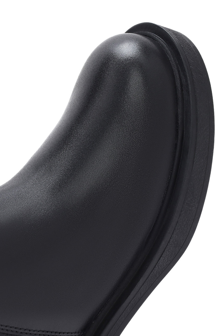 Woman Black Zippered Leather Boot