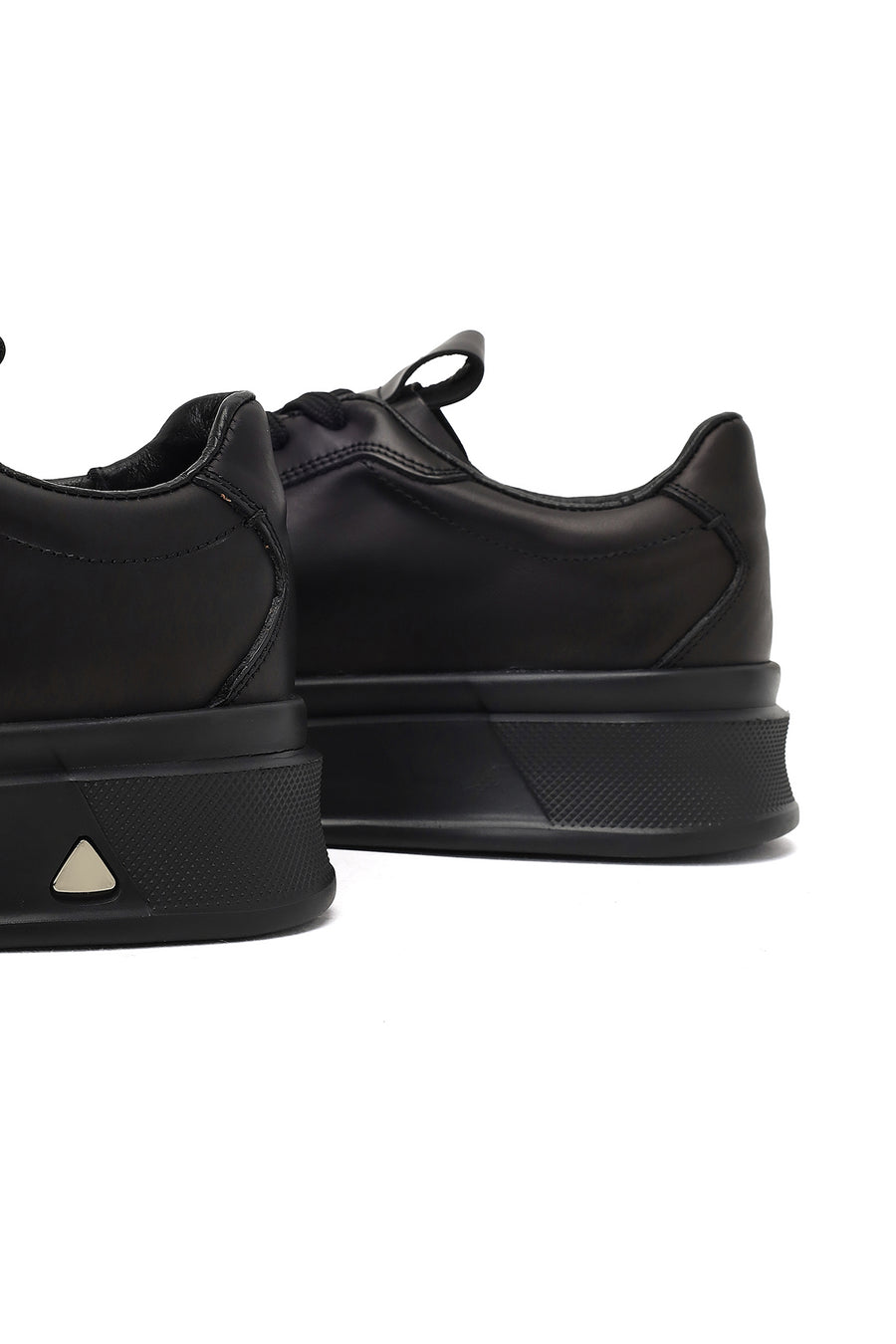 Erkek Siyah Bağcıklı Kalın Tabanlı Deri Sneaker