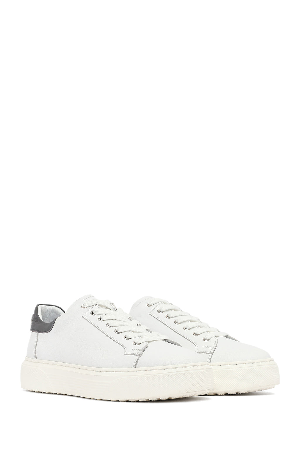 Erkek Beyaz Bağcıklı Kalın Tabanlı Deri Sneaker