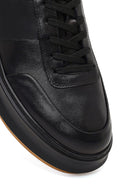 Erkek Siyah Bağcıklı Kalın Tabanlı Deri Sneaker | Derimod